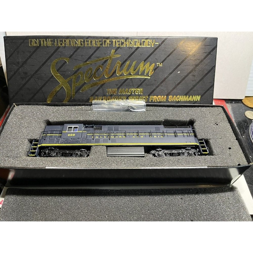 NEW! Bachmann Spectrum HO FM H16-44 Trainmaster Diesel Baltimore & Ohio #929 Mib